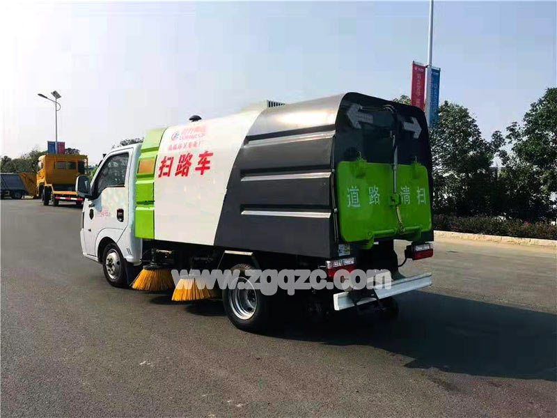 程力集團(tuán)國六東風(fēng)途逸掃路車 程力集團(tuán)國六東風(fēng)途逸掃路車
